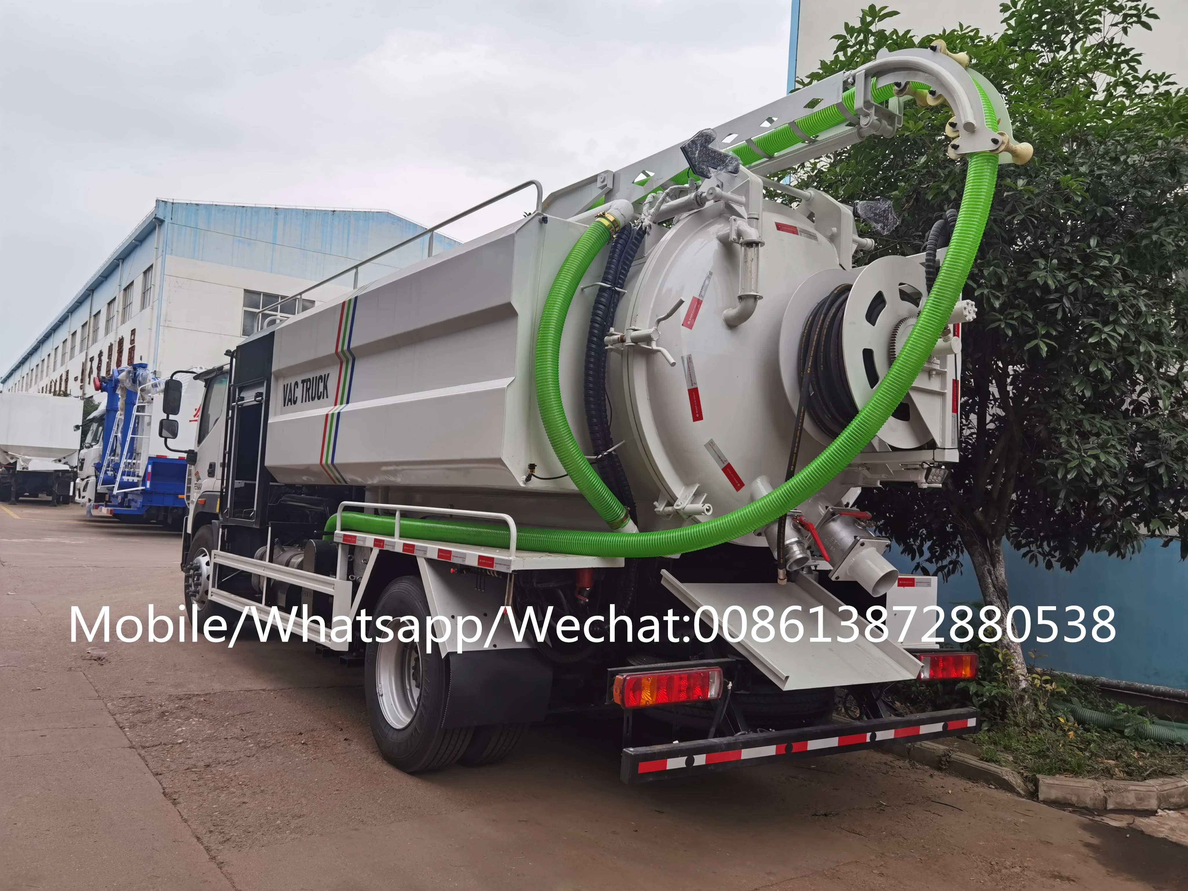 Foton Aumark 6 wheelers  high pressure washing(2000liters) and suction tank(8000liters) truck