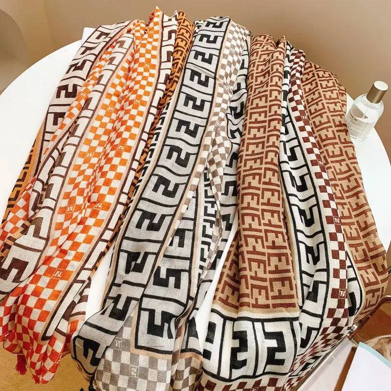 Manufacturer Customized Silk Printing Logo Ladies 180*90cm Geometric Printing Satin Silk Scarf Shawl Silk Scarf