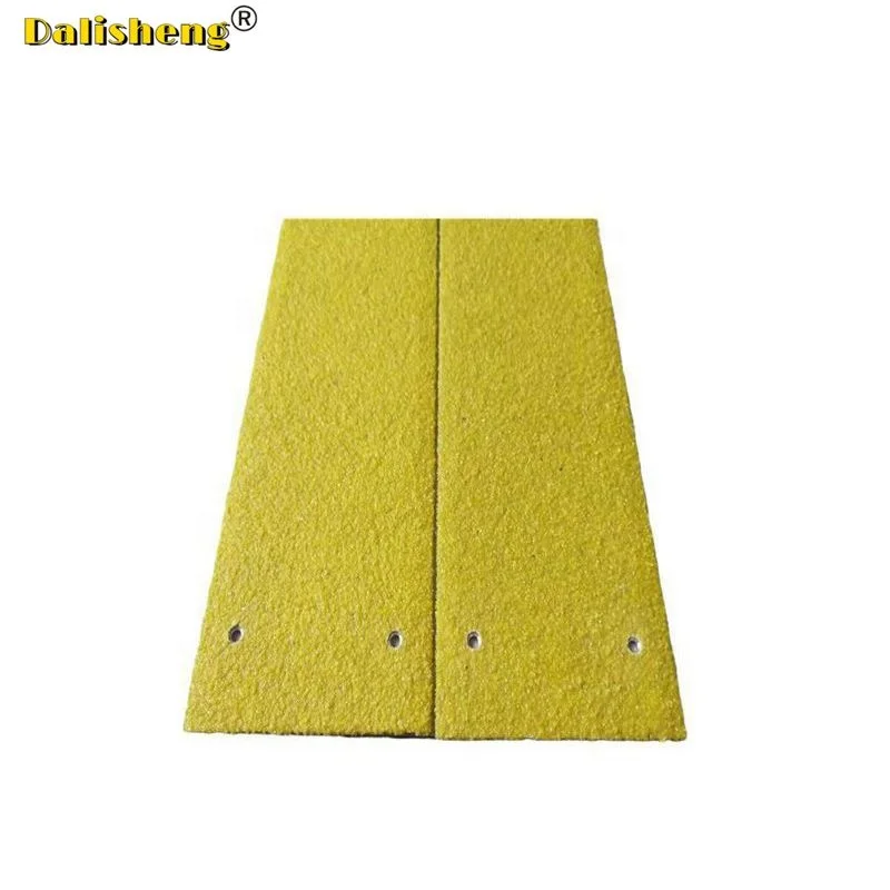 FRP Skid plate strip stair nosing fiberglass offshore platform Carborundum aluminum nonslip concrete car ramp anti-slip strip