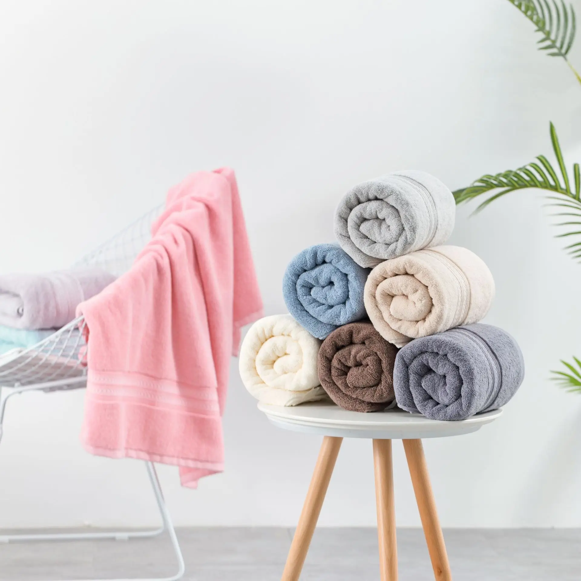 Wholesale Bath Towels, 100% Cotton for Bathroom, Super Soft, Shower Towels with Higher Absorbency