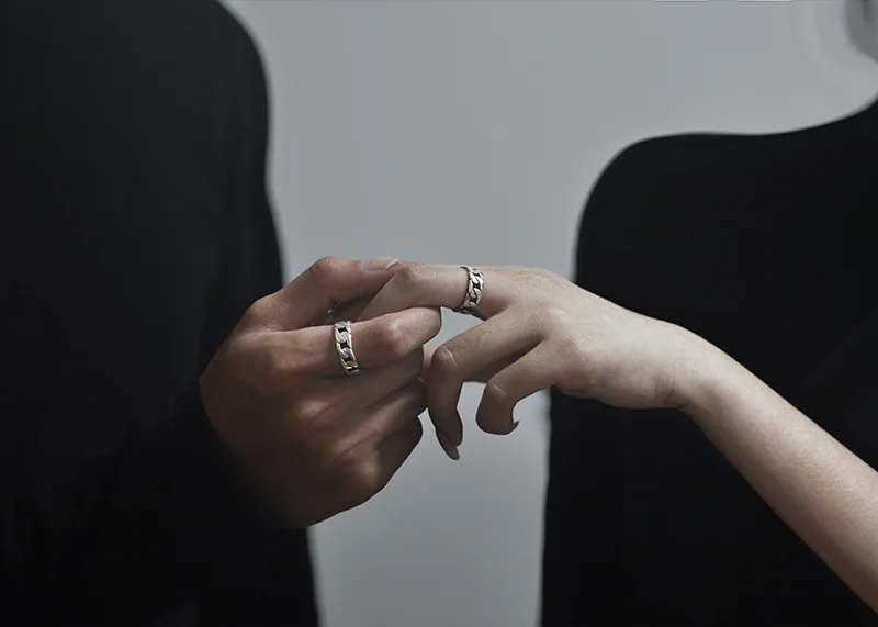 2023 Fashion Thai silver Ring 925 sterling silver couple rings  ring cuban chain for Womens or mens birthday gifts