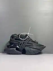 Factory Design Unisex Anti-slip Sneakers Spaceship Height Increasing Chunky Platform Shoes Men Sports Shoes Women Sneakers