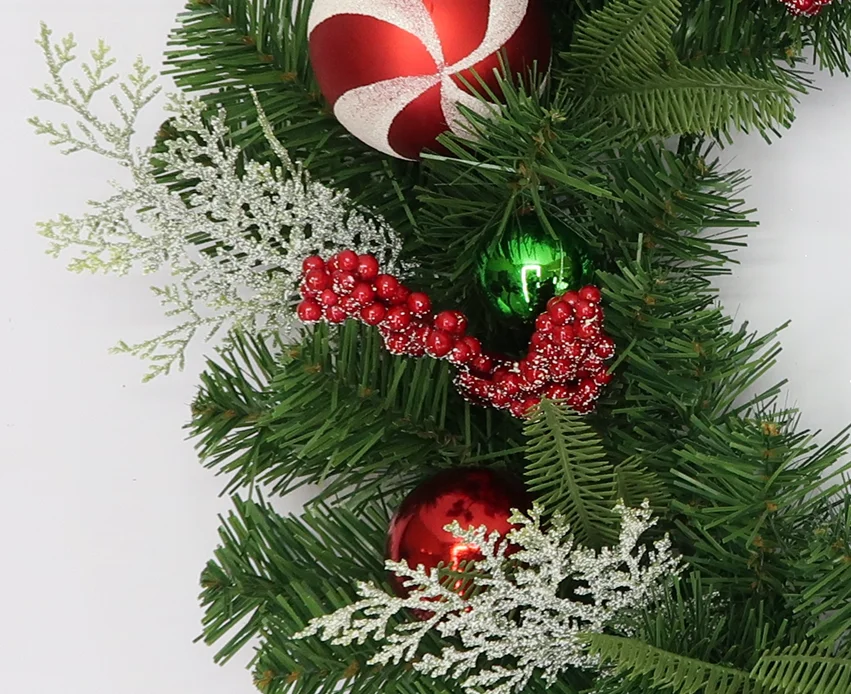 Wholesales Cheap Factory Price PVC Indoor Decoration Realistic Artificial Christmas Garland with ball For home decoration