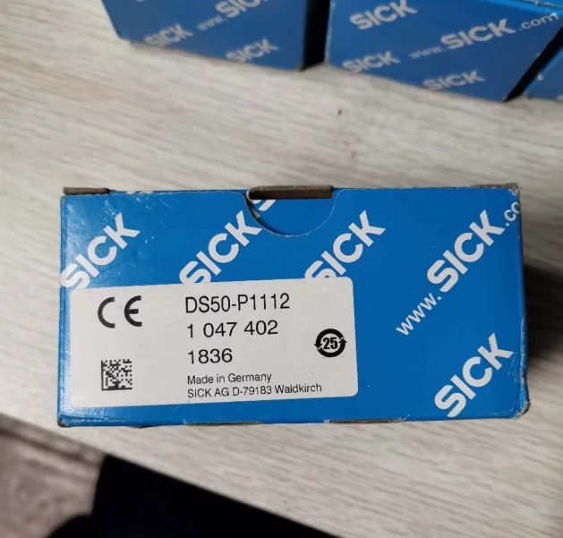 
DS50-P1112 Mid range distance Laser red sensors SICK Dx50 DS50 