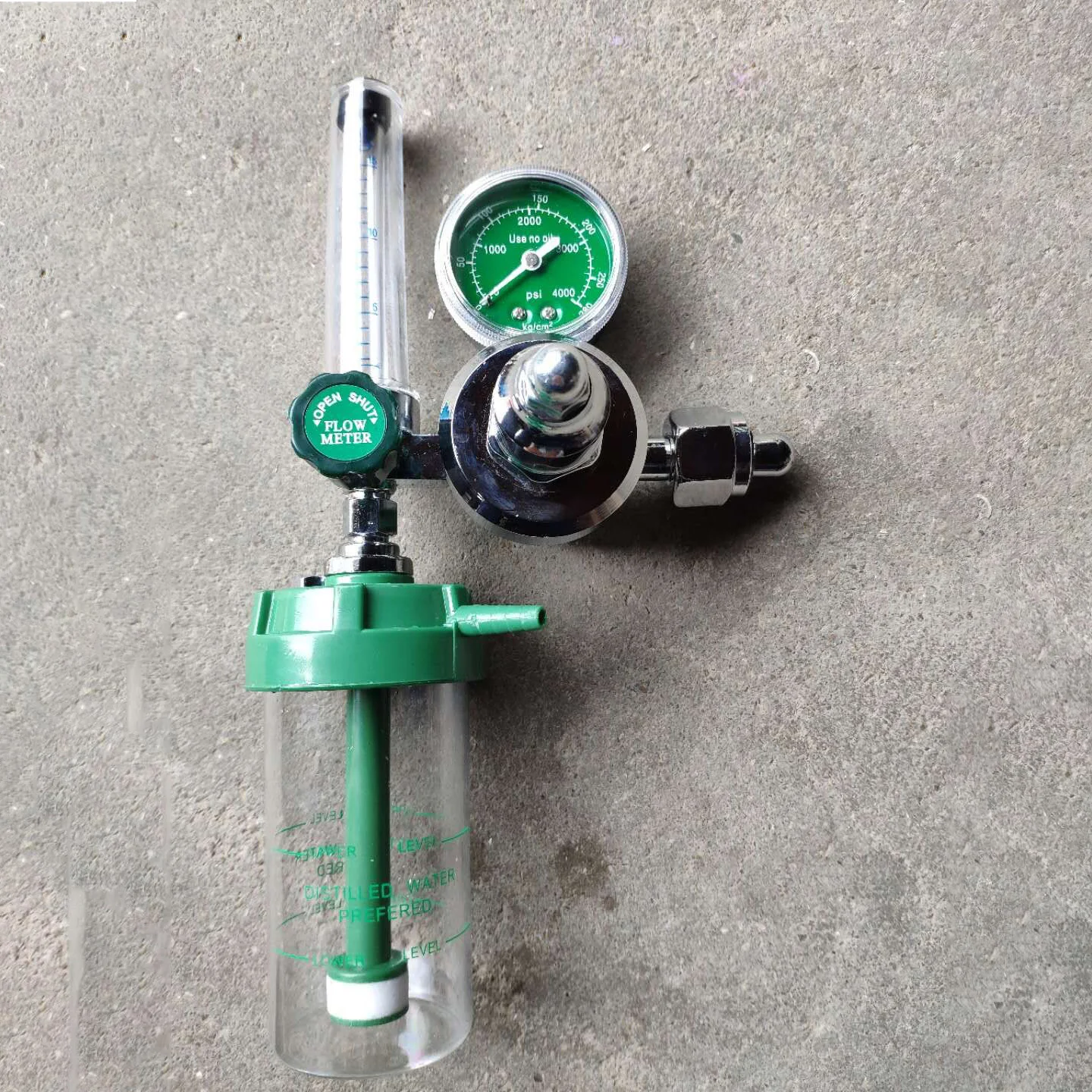 2023 NINGBO KangWei Brass Wholesale Price medical equipment oxygen pressure balancing valves regulator with conector