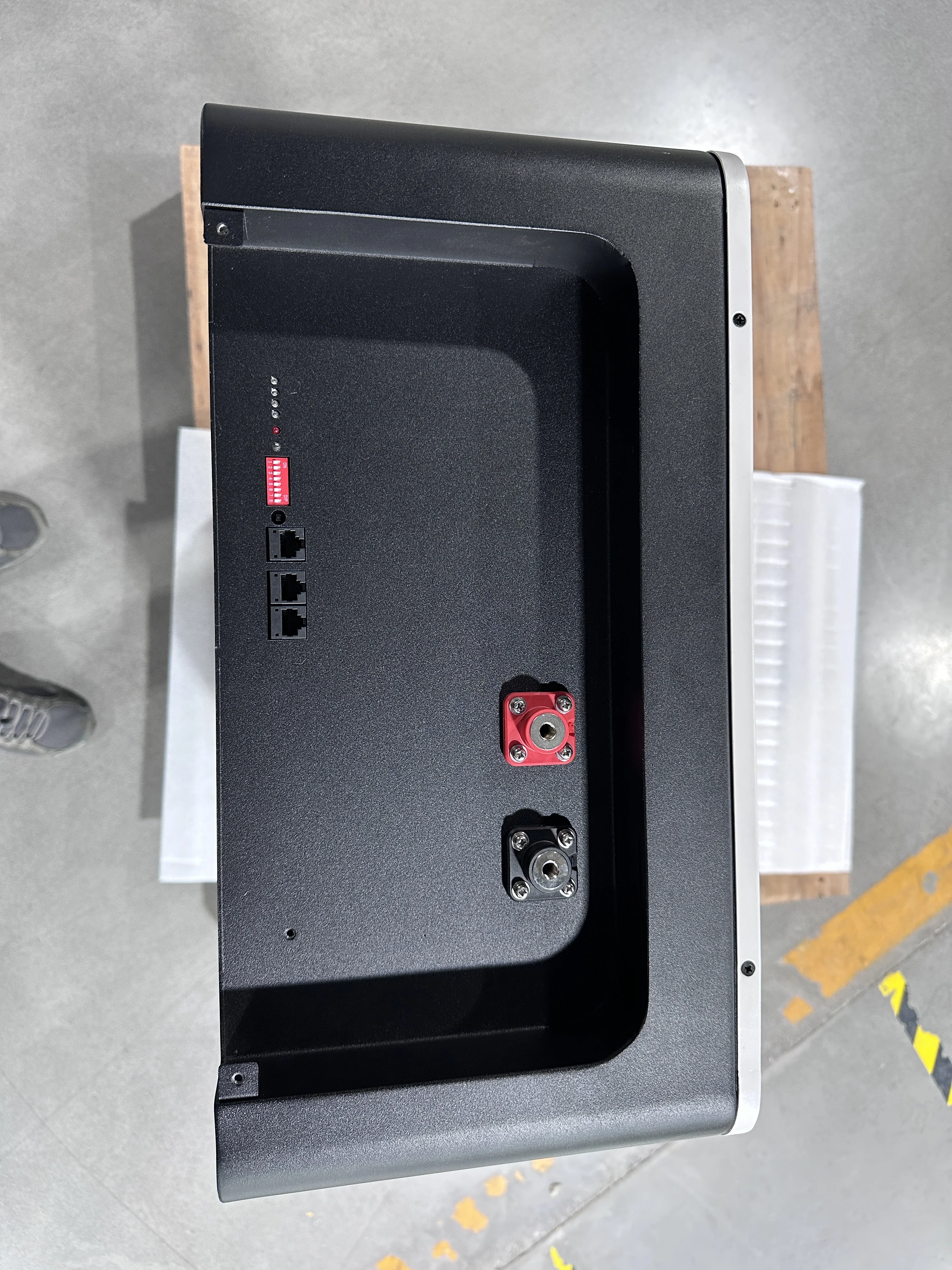 15kwh 300AH Easy Wiring Hidden Cable Solar Energy  Lithium Ion LiFePO4 Rechargeable Battery Pack with Smart BMS