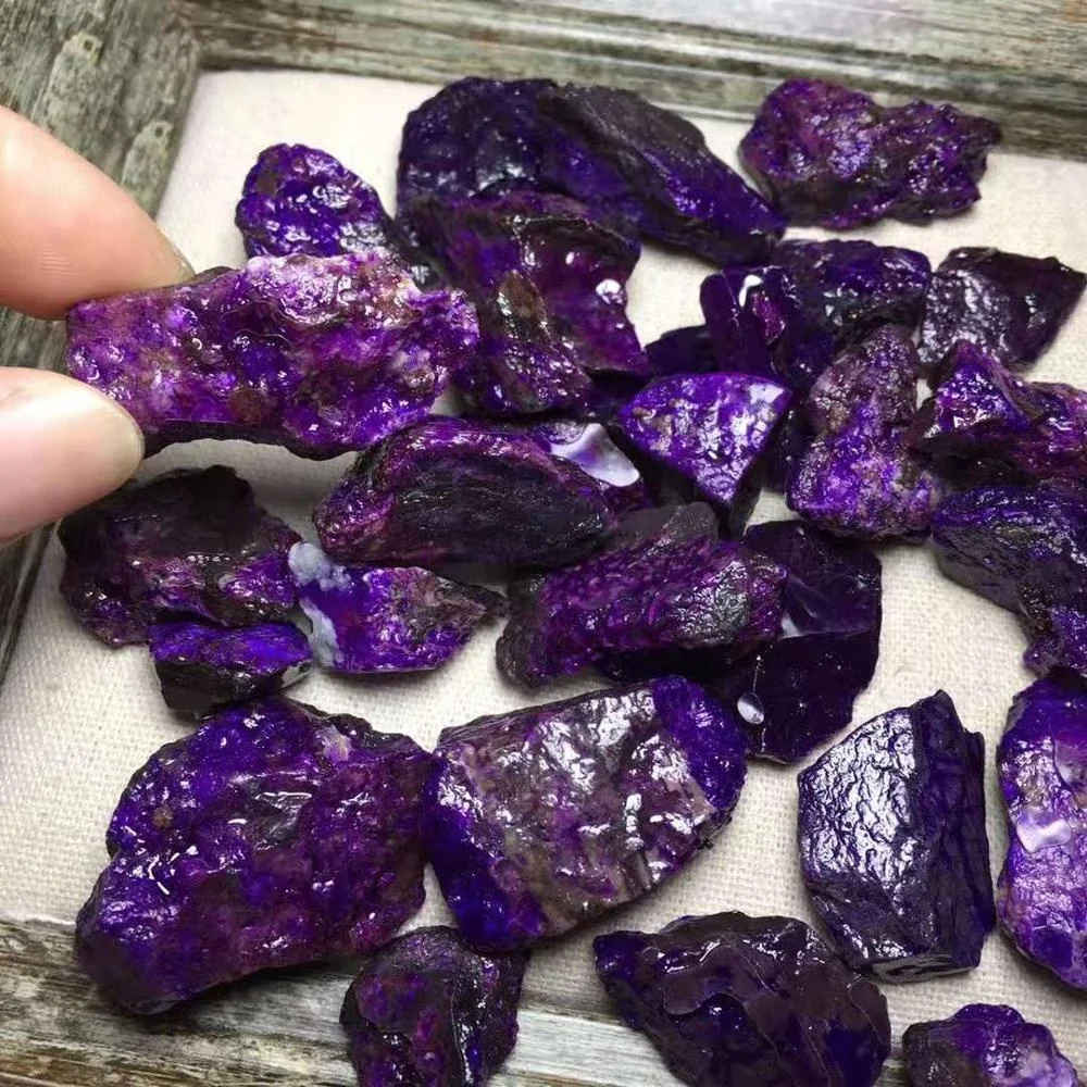Оптовая продажа, высокое качество, Натуральный Необработанный кристалл, лечебные камни Sugilite, Грубый кристаллический камень