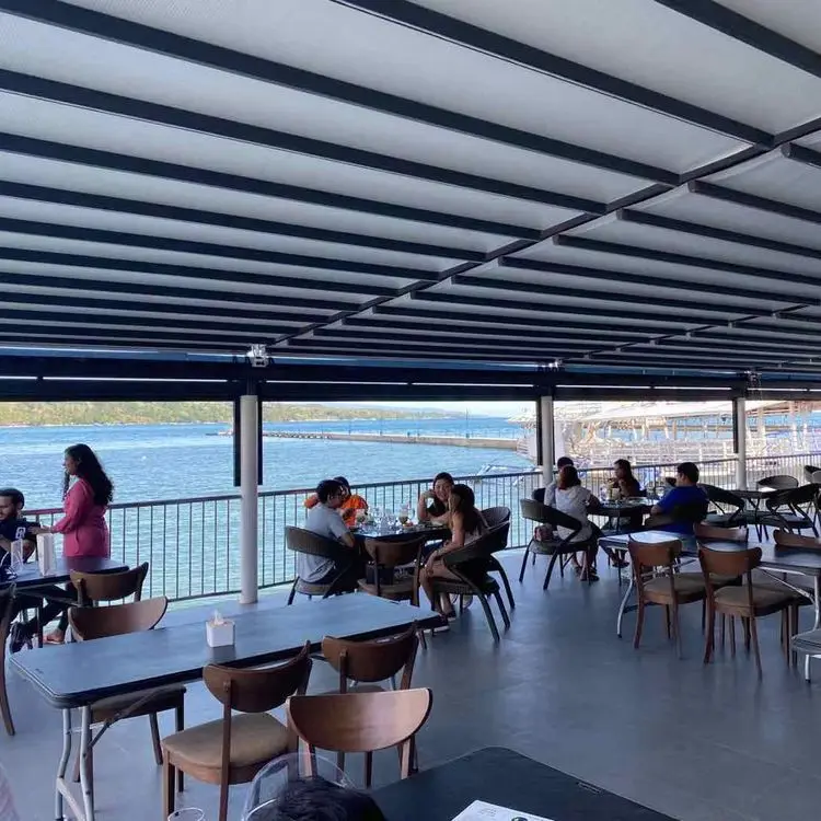 Outdoor Wall Mounted Swimming Pool Awning Roof with LED Retractable Roof