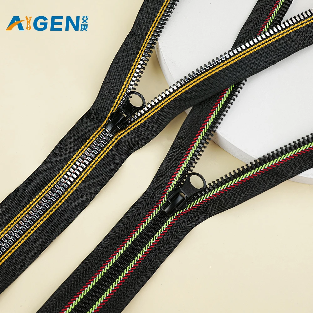 High Quality Low price Corn Teeth Plating Customized Color No.5 Open End Plastic Zipper For Garment