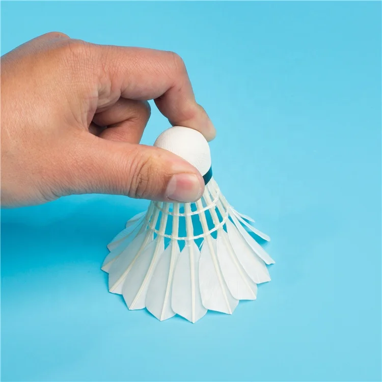 TCX3000 Careful selection of feathers and plugs to make the best badminton