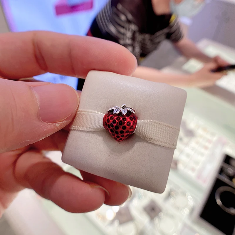 Factory Wholesale S925 Silver Strawberry Strawberry Charm Summer Fruit Beads Pandoraer Charm Bracelet for Women Gifts