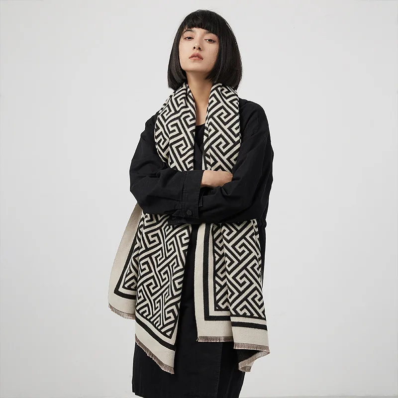 Fashion italian warm scarf for women geometric pattern thick cashmere neck scarves luxury designer winter pashmina shawls