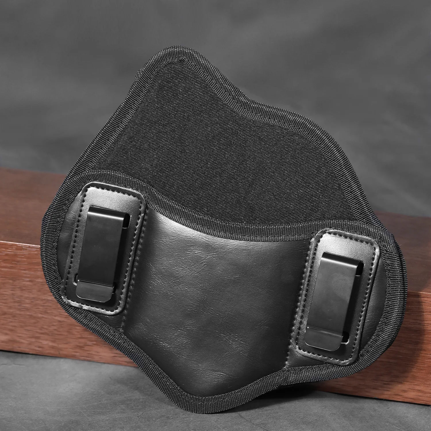 The new outdoor tactical holster IWB stealth Glock pistol holster is hot Pull out the holster