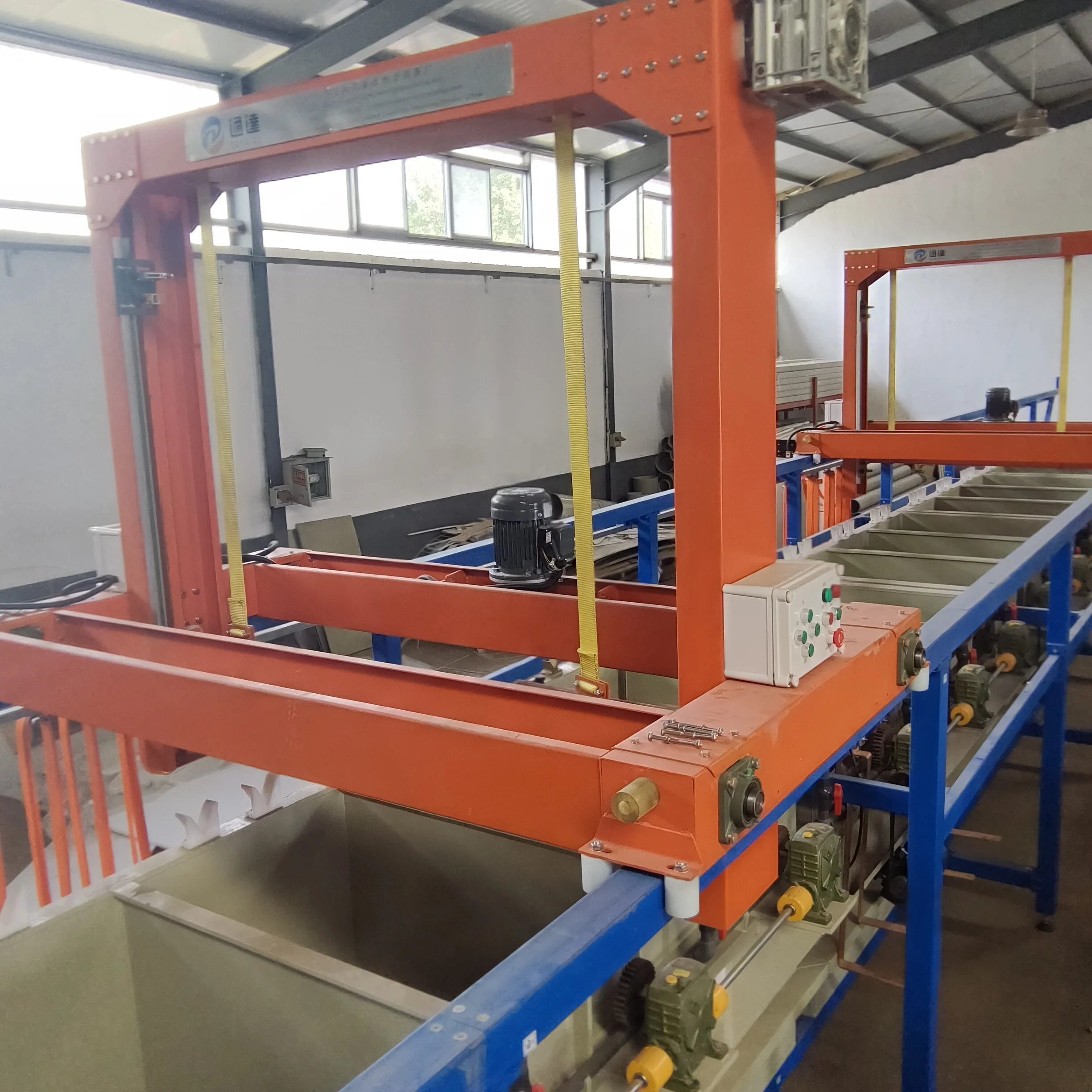 TONGDA anodizing machine anodize electroplating machine anodized aluminum parts line