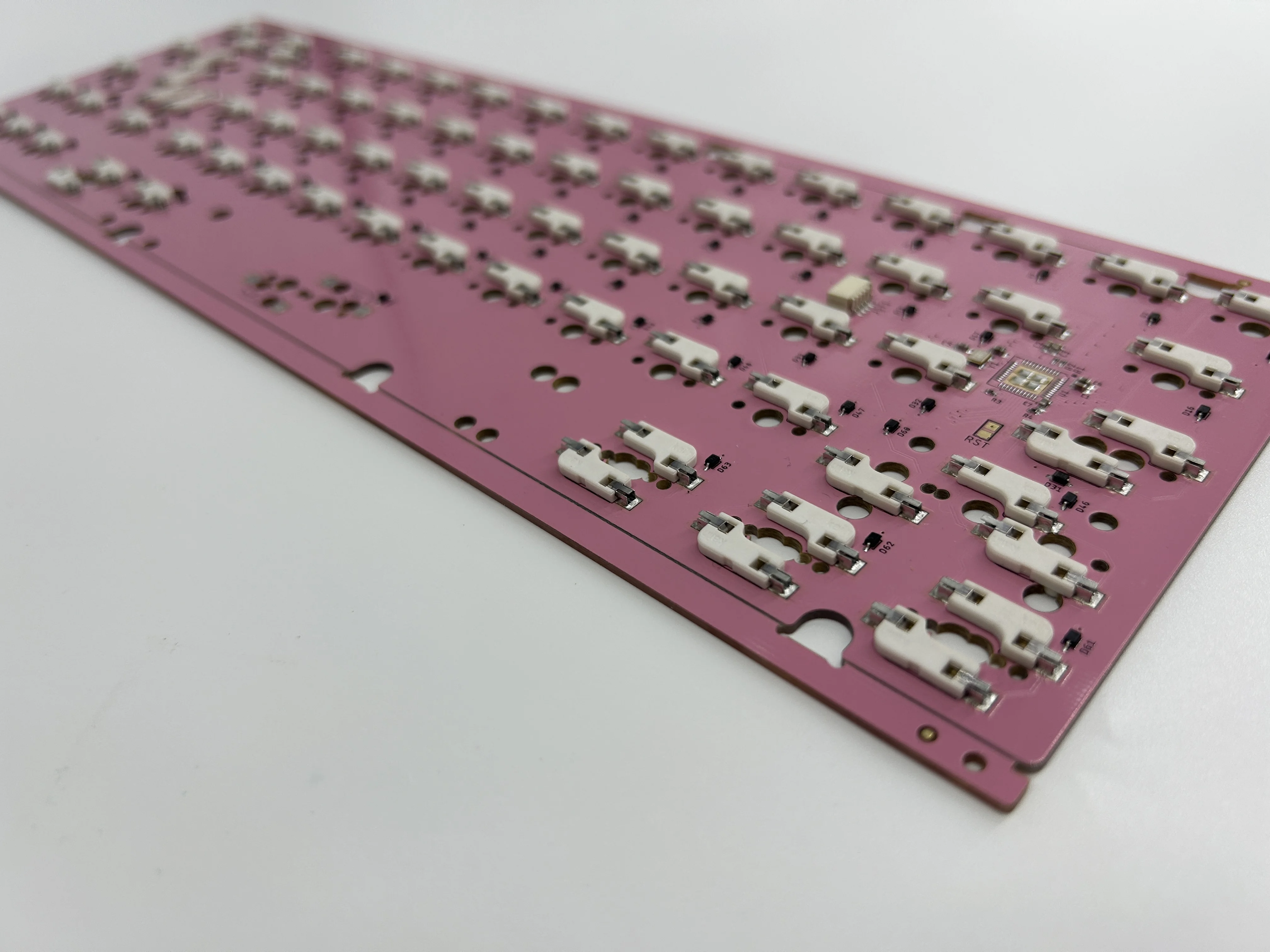 PCB клавиатура в сборе Тип C Горячая замена 60% 80% WKL Qmk через клавиатуру PCBA