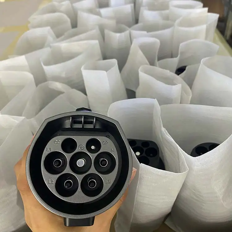 32a 22kw Type 2 to Gbt Ev Adapter Cable Plug Iec 62196 Type2 to Gb/t Socket Electric Vehicle Charging Connector For Car Chargers