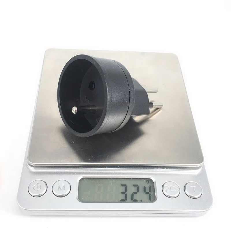 10A 250V 3 pin French Schuko to Swiss Converter Plug Adapter EU to Switzerland Adaptor