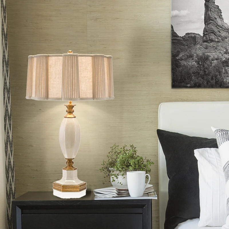 Hot Selling Brass Lamp Design Classic Bed Side Table Marble Desk Light Italian Table Lumineuse Desk Lamp