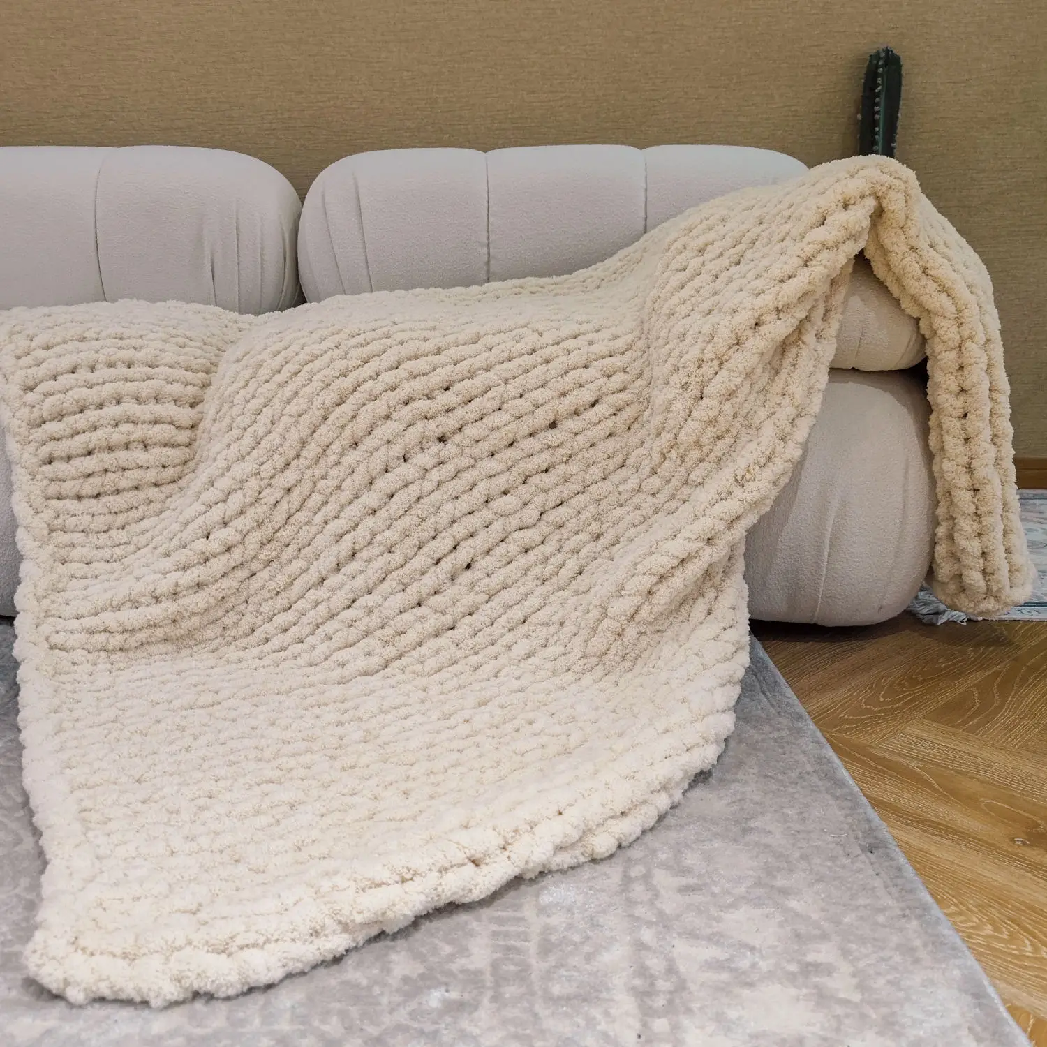 Multi color nature customized size hand knitted thick yarn warm chunky microfiber weighted chenille blanket