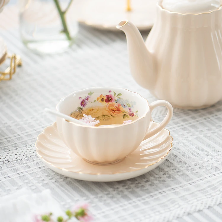 High quality porcelain flower shape gold rim decor custom color ceramic turkish coffee cups saucers tea cup sets