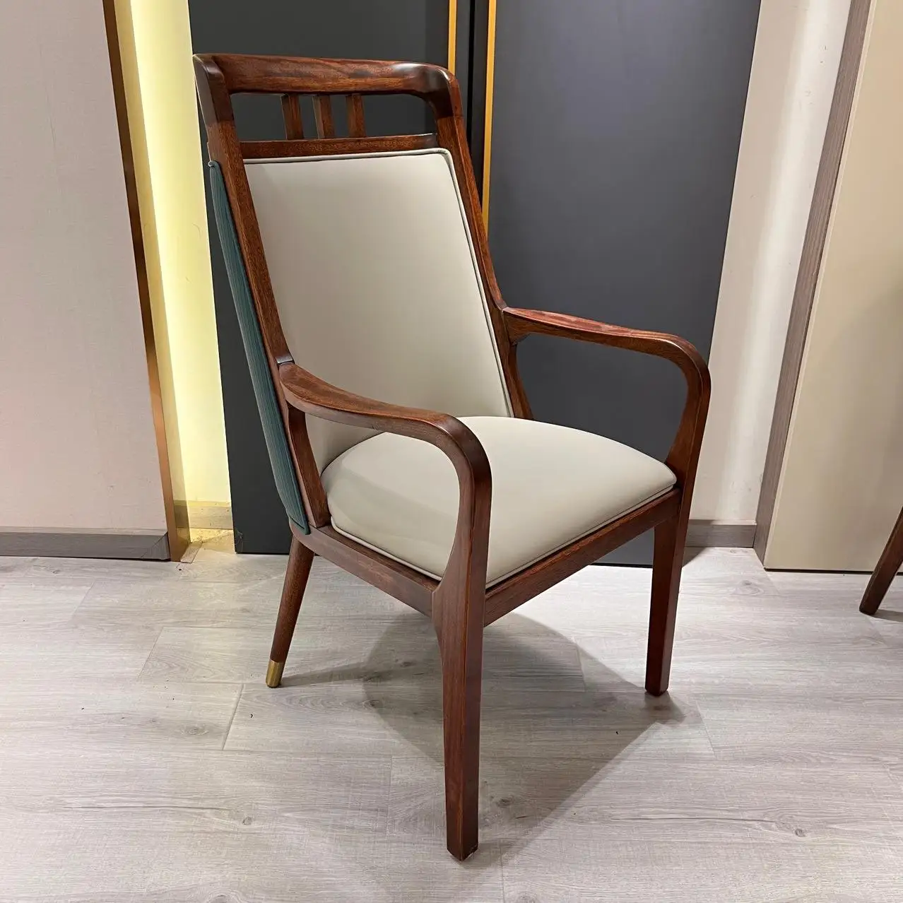 New Hot Selling Product Hotel Restaurant Study Room Leisure Reception Dining Room Chair Wooden Chair