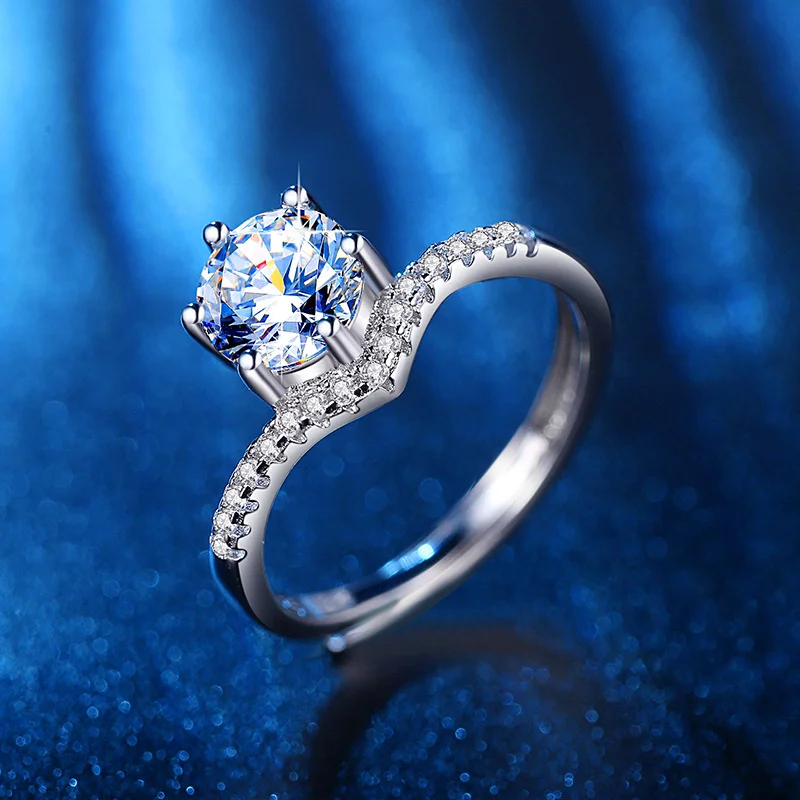 Fashionable One Carat Crown Diamond Cut Round Finger Ring Adjustable Ring Women Accessories Jewelry