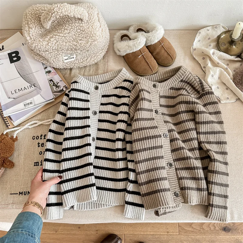 B33 fashion design little baby girls striped cardigan child kids boy knitted jacket for autumn winter clothing wholesale