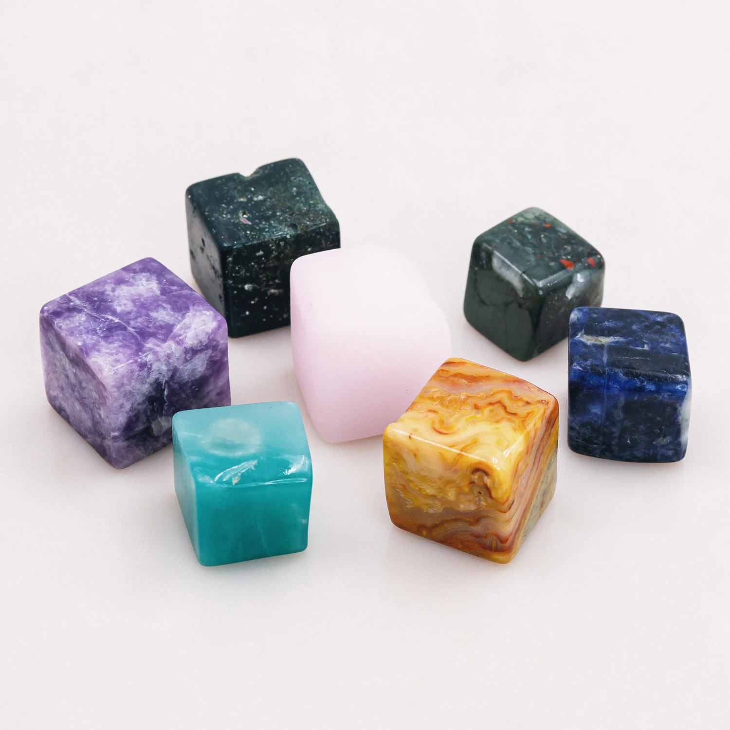 Hot Sale Product Reiki Quartz Crystal Cube Tumbled Stone Healing Gemstones Natural Crystal Crafts