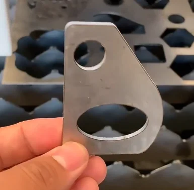 1500w 6000w metal laser cutting machine for cutting stainless steel 35mm custom made in china