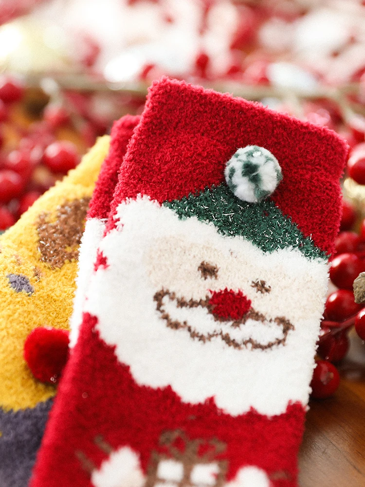 wholesale women funny knitted cute fuzzy christmas slipper socks