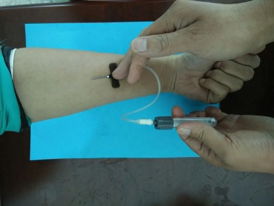 Safety Medical Disposable Scalp Vein Set With Butterfly Wing Hypodermic Needle For Infusion Made In China