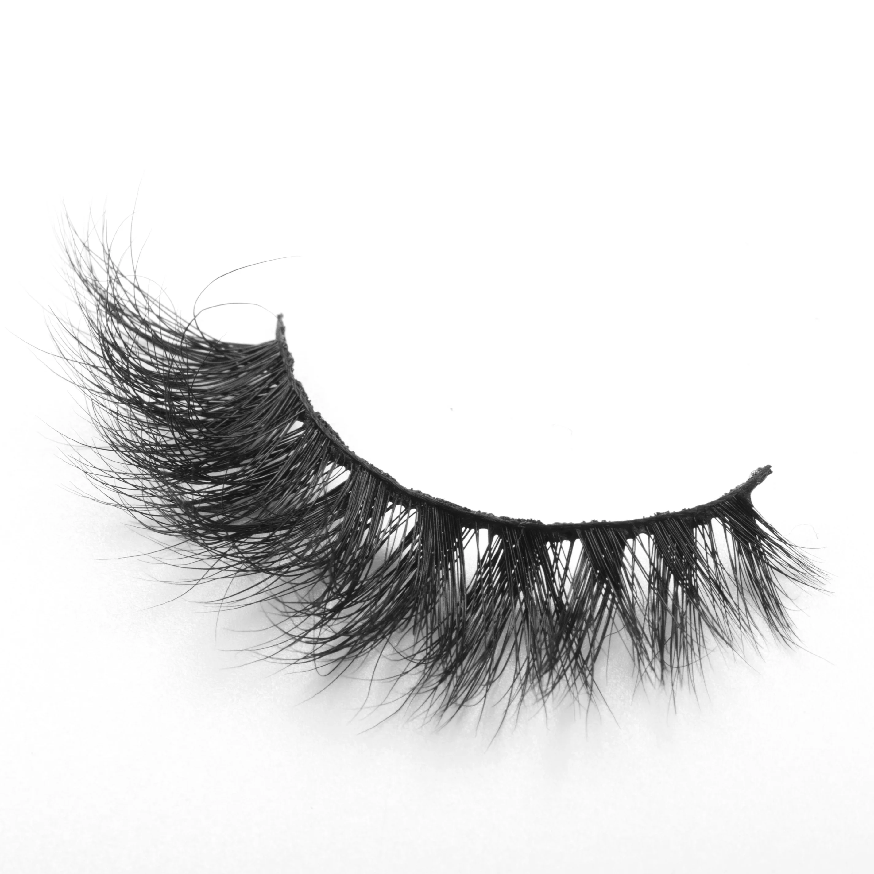 Natural Strip Real 3D Mink Eyelashes Banana Lashes 3D Fanscustom Lashes Packaging Bottom Mink Lashes Long Mink Eyelash