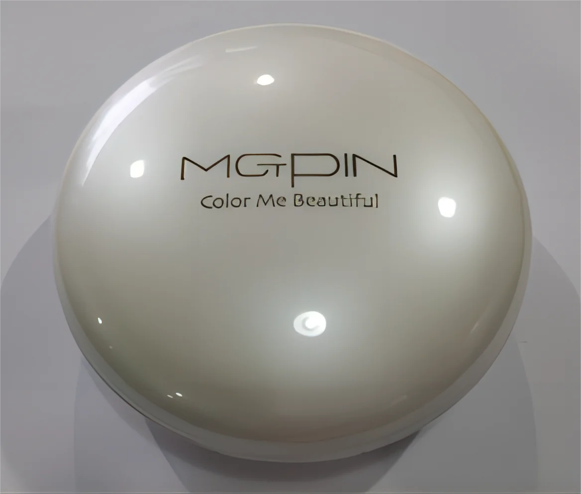 Round Customized Crafts Cosmetic Case With PP Inner Bottle for Liquid Foundation or Mesh air Cushion