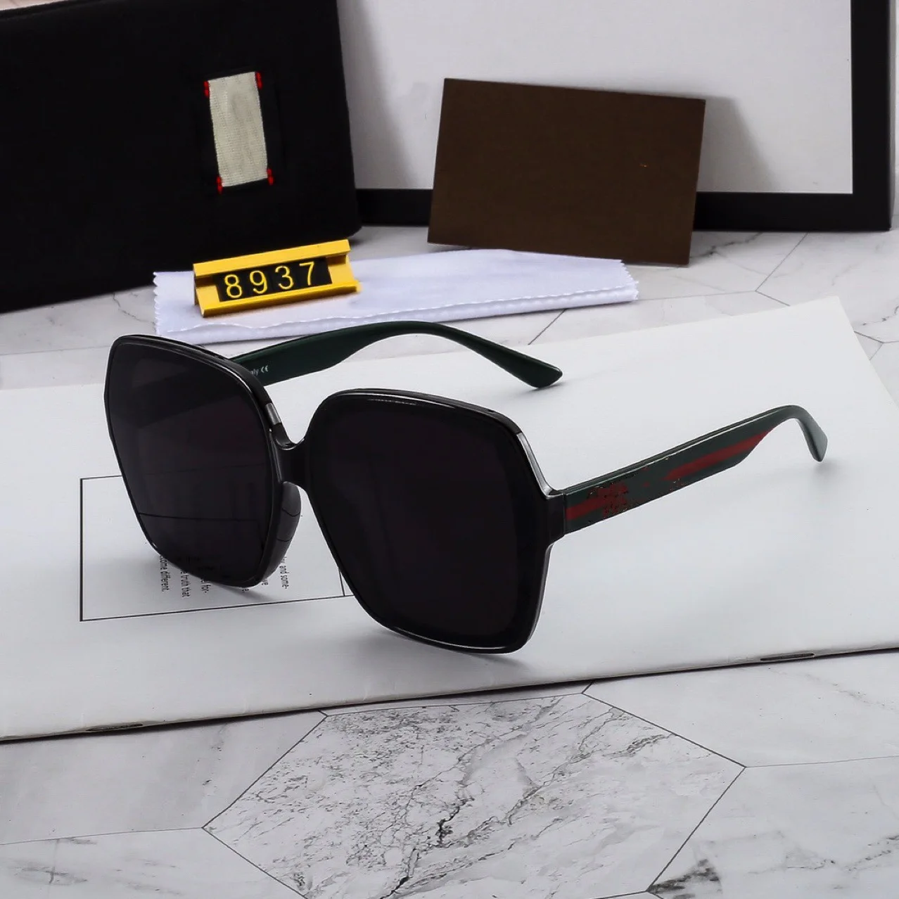 8937 Manufacturers sell weekly specials designer sunglasses famous brands for men and women luxury brand sunglassestrade price