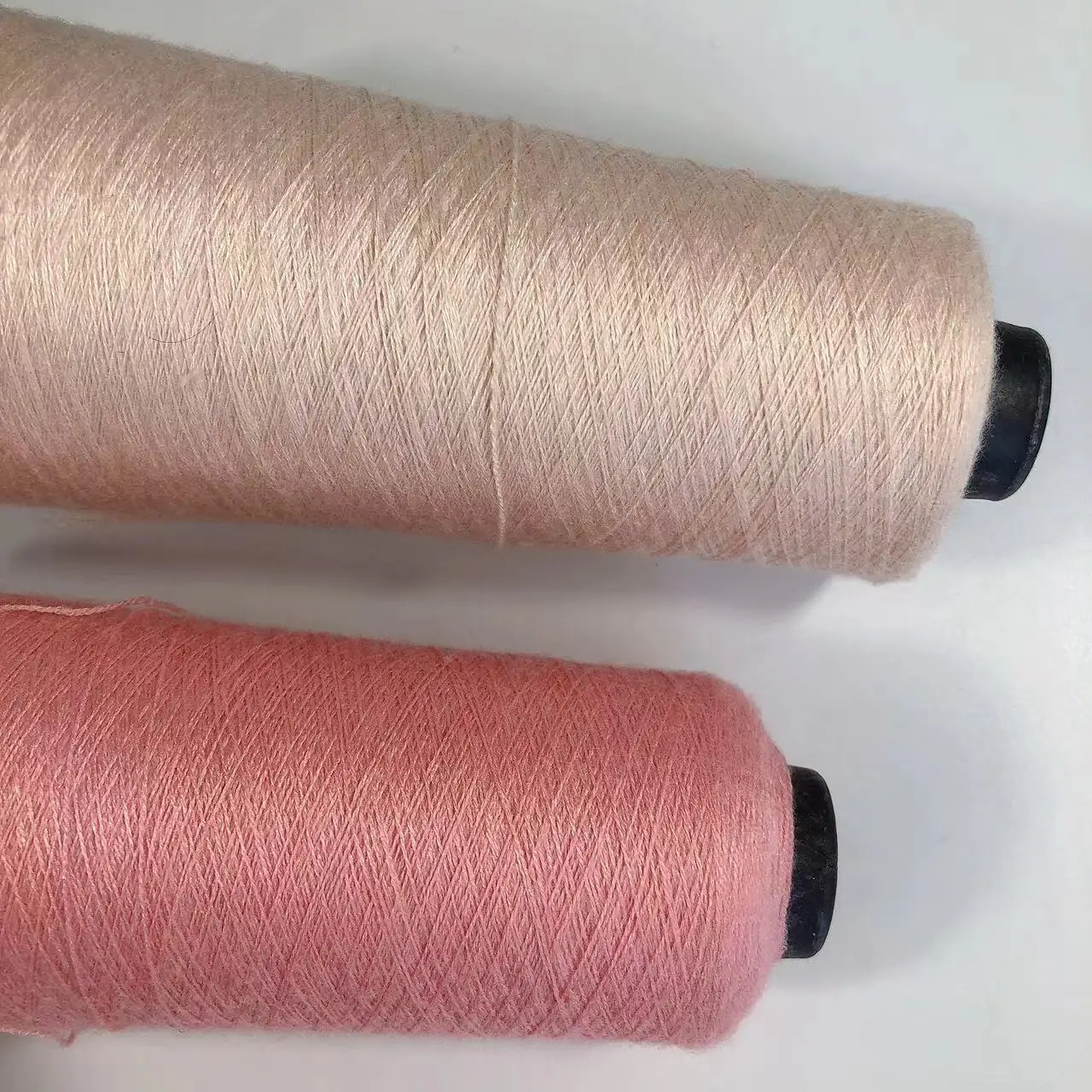 Dyed Viscose/Nylon/PBT blended Core Spun Yarn for Sweater