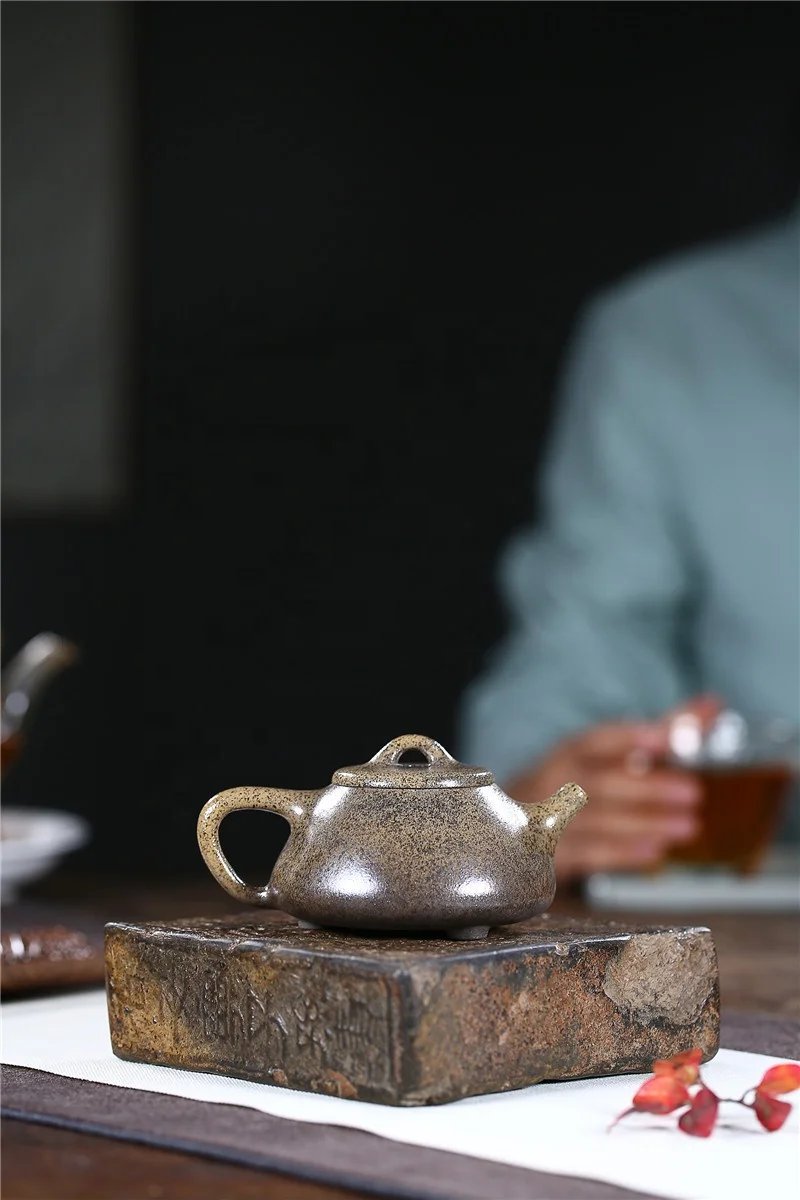 Pure handmade purple clay teapot Yixing Zisha hu teapot wholesale