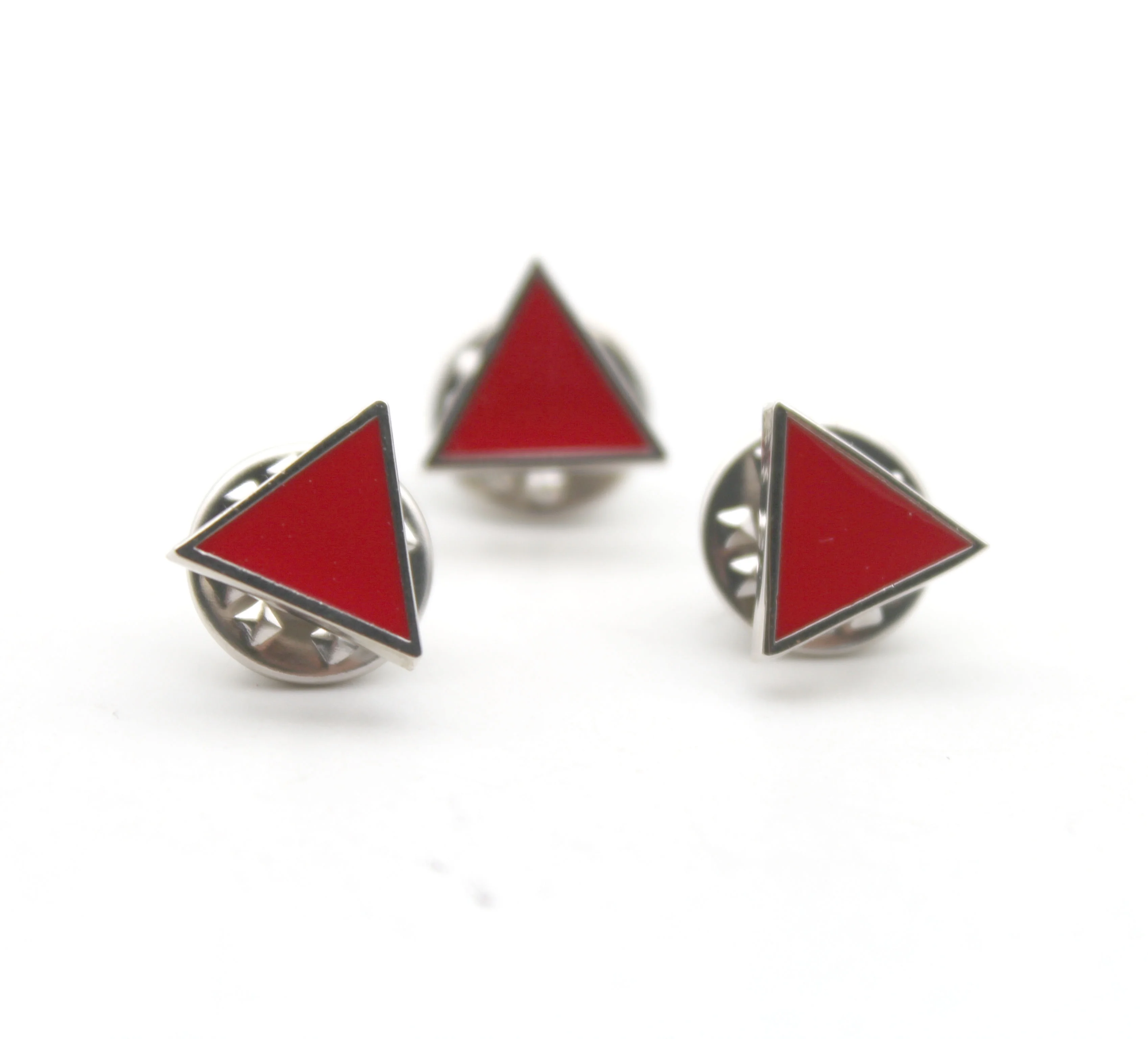 Manufacturer Cheap Metal Enamel Red Triangle Socialist Pin Badge