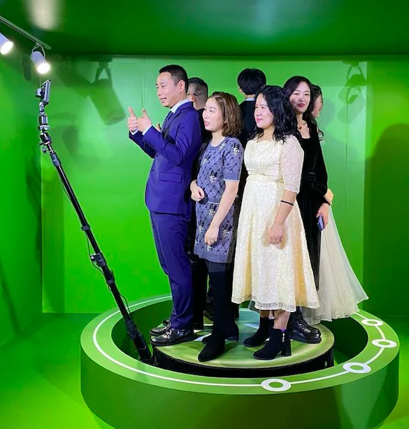 2023 Автоматическая 115 см Светодиодная вращающаяся машина для фотобудки 4 человек iPad selfie спинниновая 360