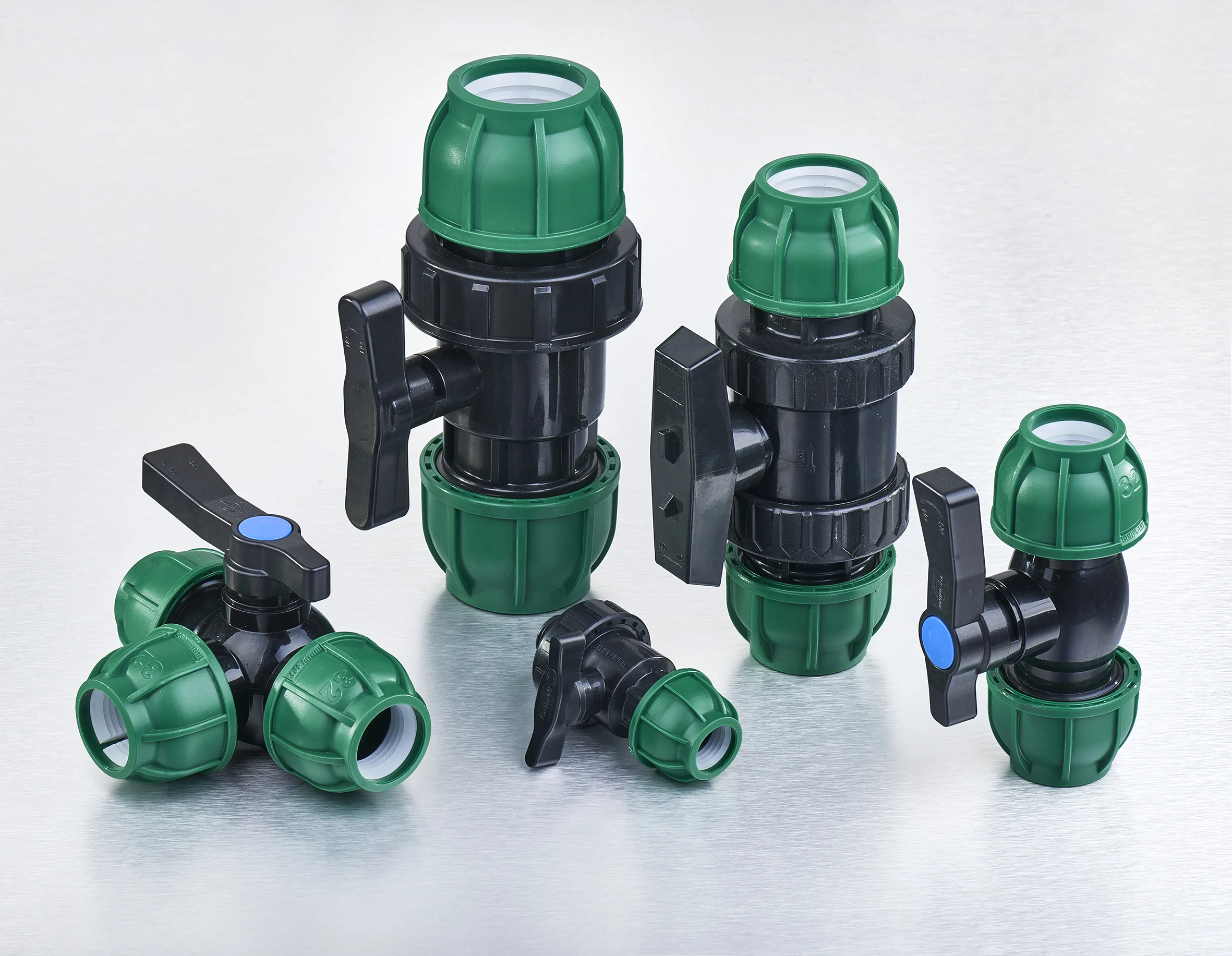 Бренд ирригационный пластиковый pp двойной соединитель HDPE PE PP шаровой клапан для водопроводной трубы 16