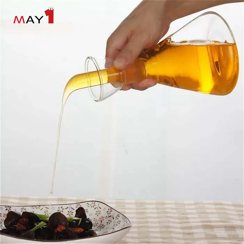 Triangle Shapped For Kitchen Use Oil Soy Sauce Borosilicate Cooking Glass Dispenser