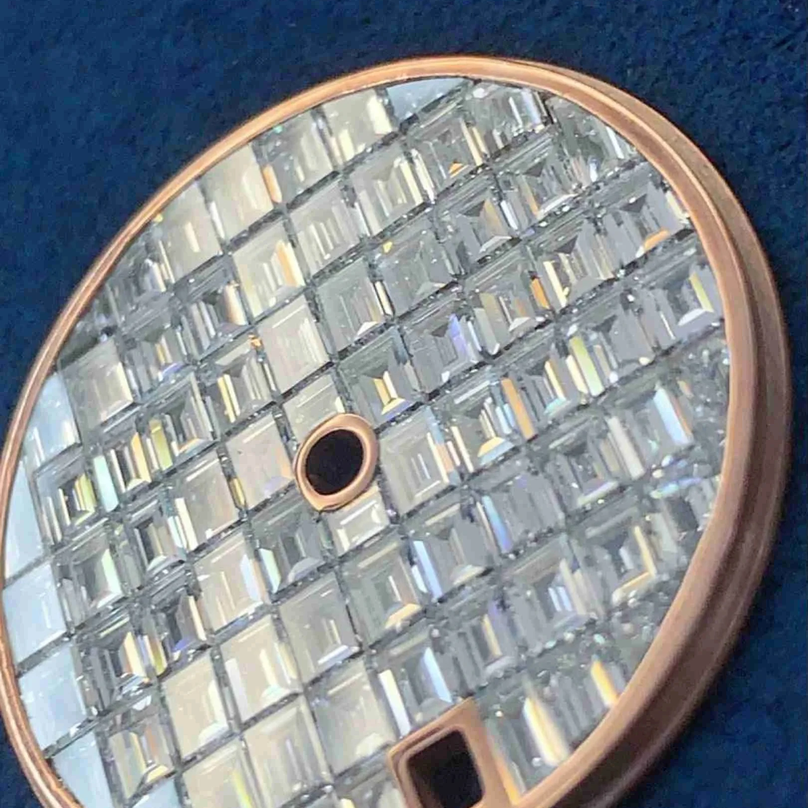 Factory Silver Cultured Diamond Watch Dial 18K Gold Dial Customized with CNC Hole Set Cultured Diamonds for Luxury Watches