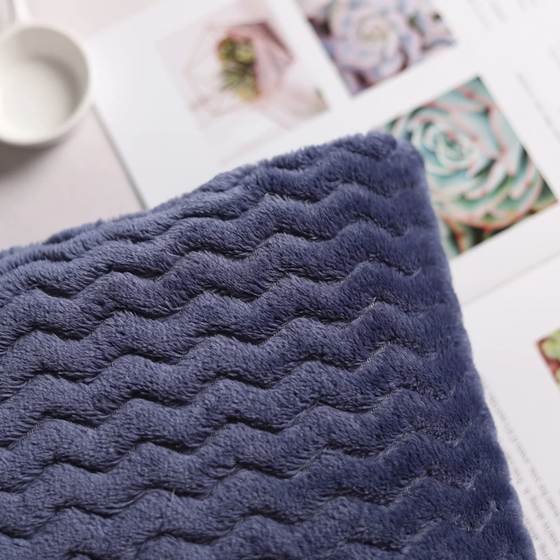 Wholesale Jacquard Custom Logo 100% Polyester factory cost jacquard flannel fleece fabric warm and comfort