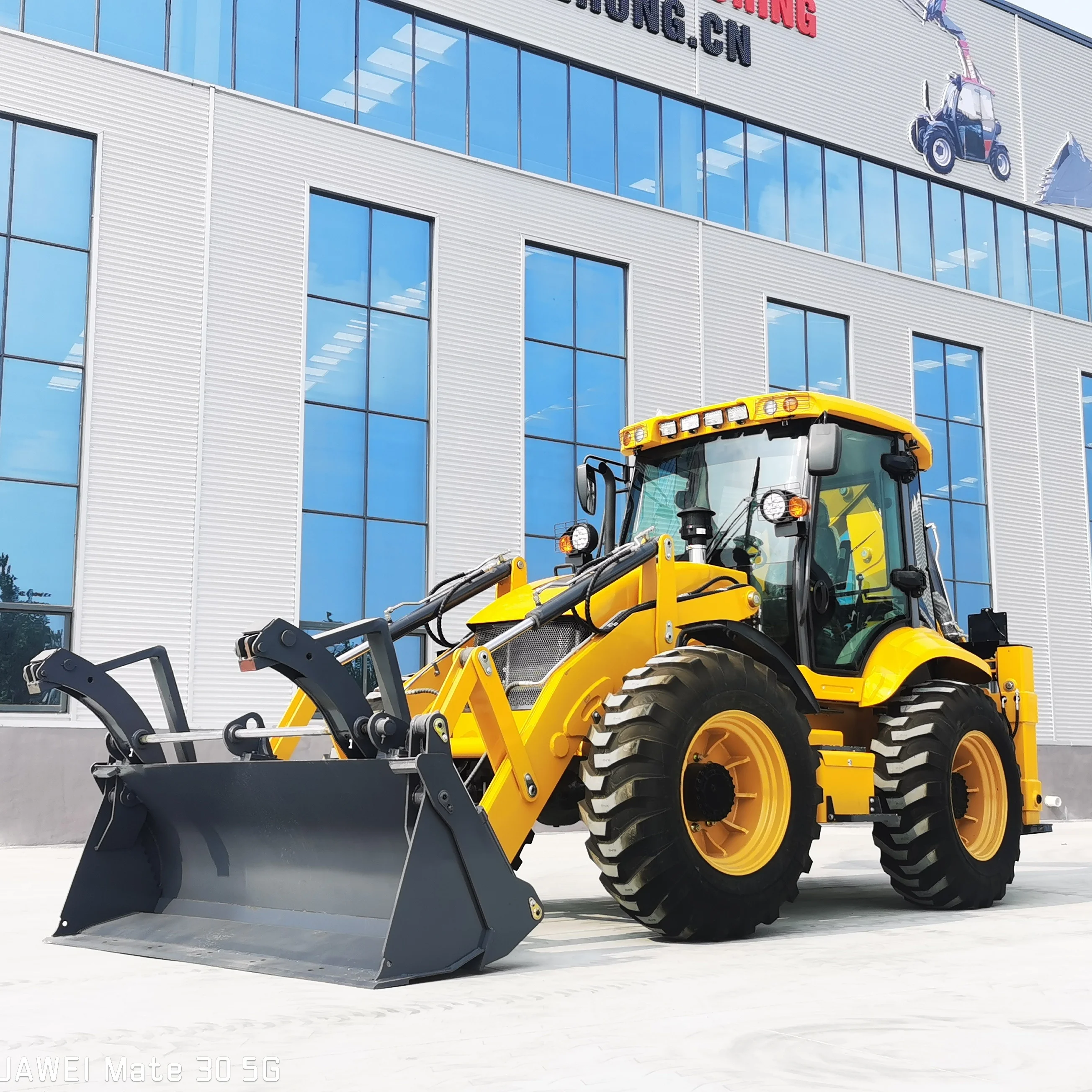 china cheap long boom loader wheel articulated rear telescopic backhoe loader HZM 799 with breaker hammer