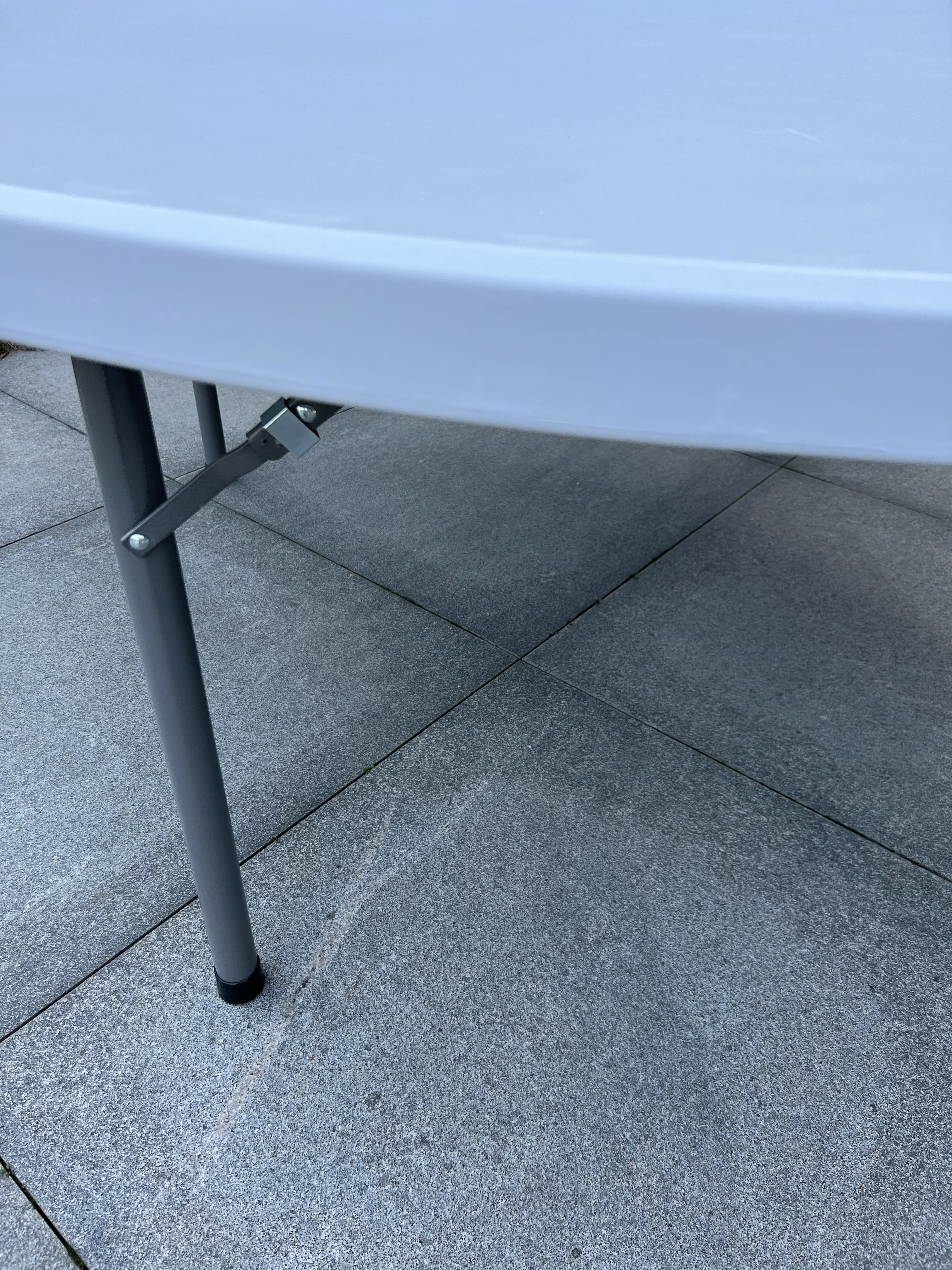 Wholesale outdoor 6ft white one piece top plastic folding round banquet tables for events party