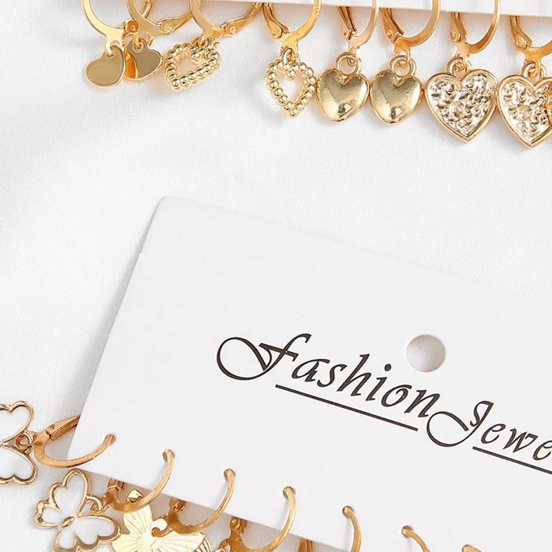 European American New Creative Retro Simple Openwork Love Gold Butterfly Earrings