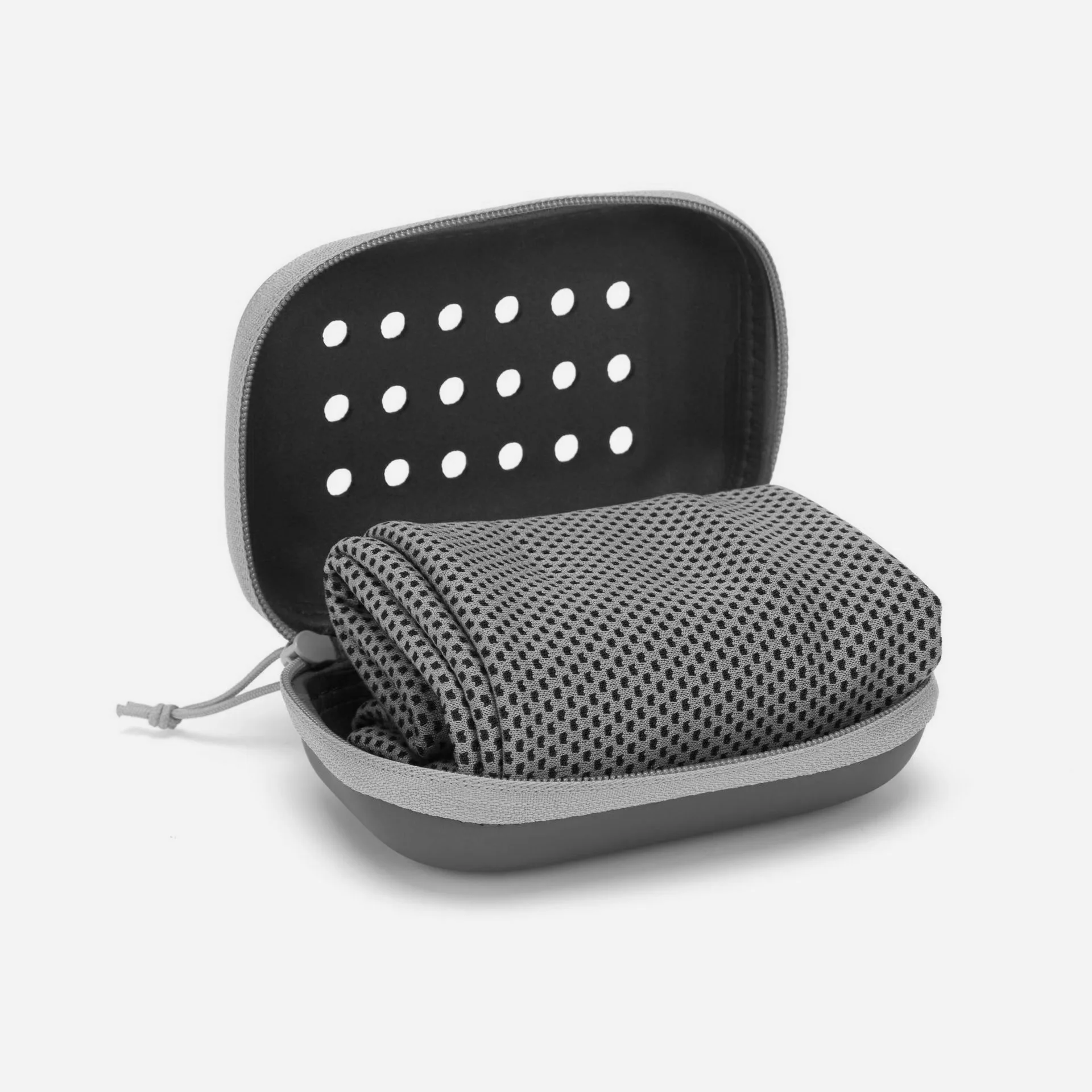 New Arrival EVA Box Wapping Sweat Cooling Cold Towel Cold Sports Towel Running Fitness Wipe Sweat Wrist Towel Can Custom Logo