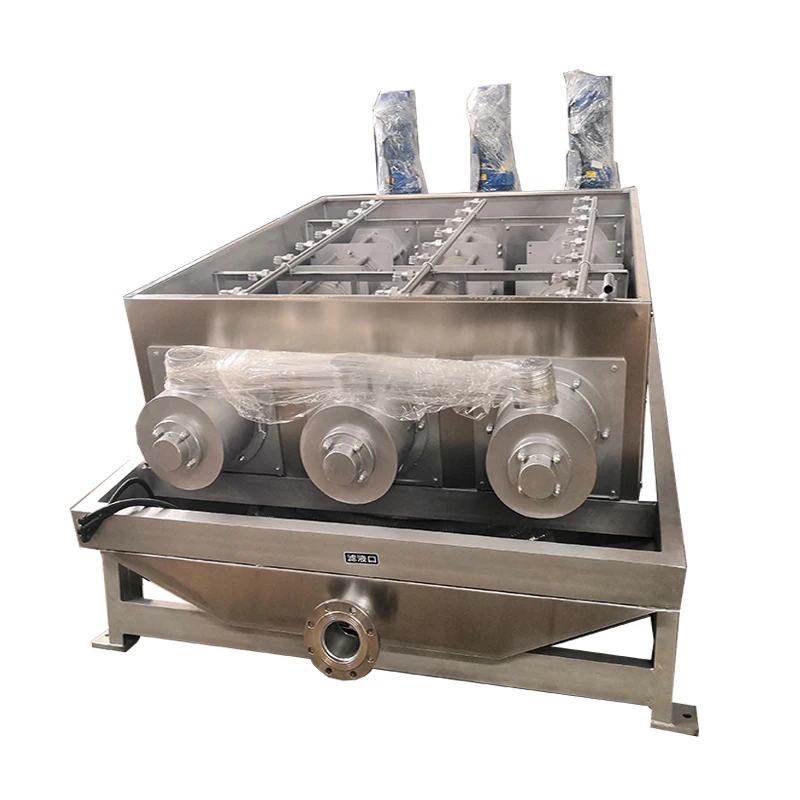 Waste water treatment machine with screw press sludge dehydrator