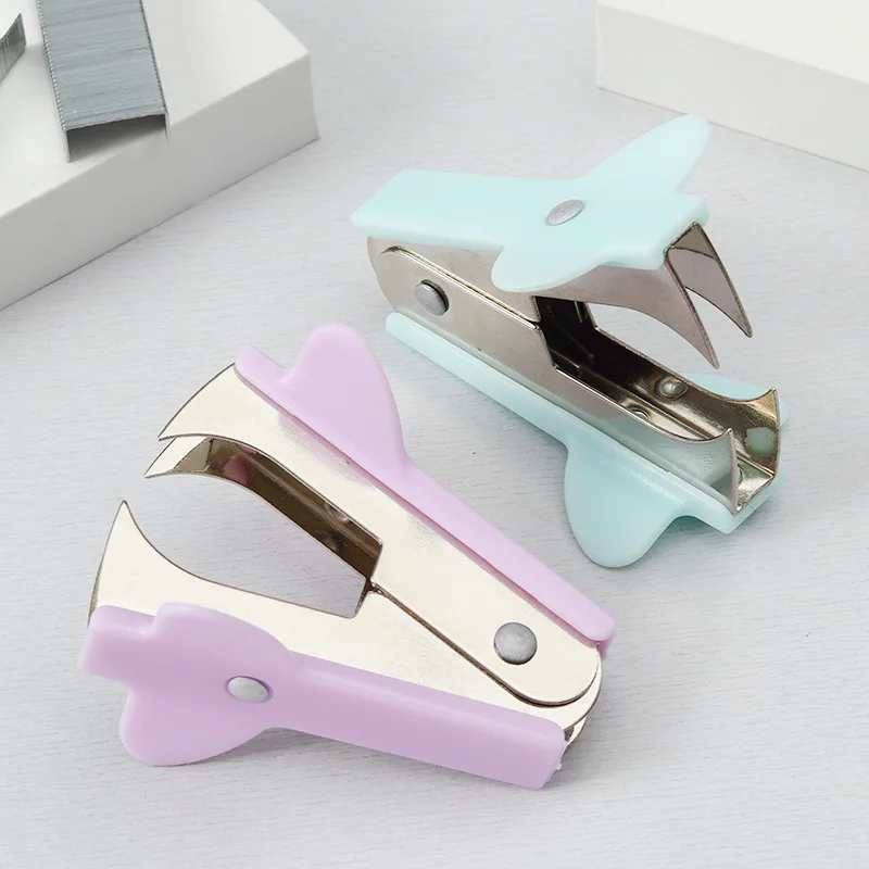 12/ box Macaron staple remover color Simple and versatile suitable foroffice students