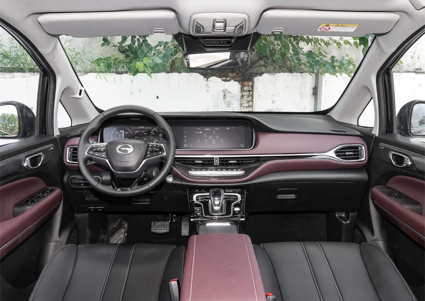 Высококачественные подержанные автомобили недорогие Trumpchi M6 2023 7 мест бензиновые из Китая