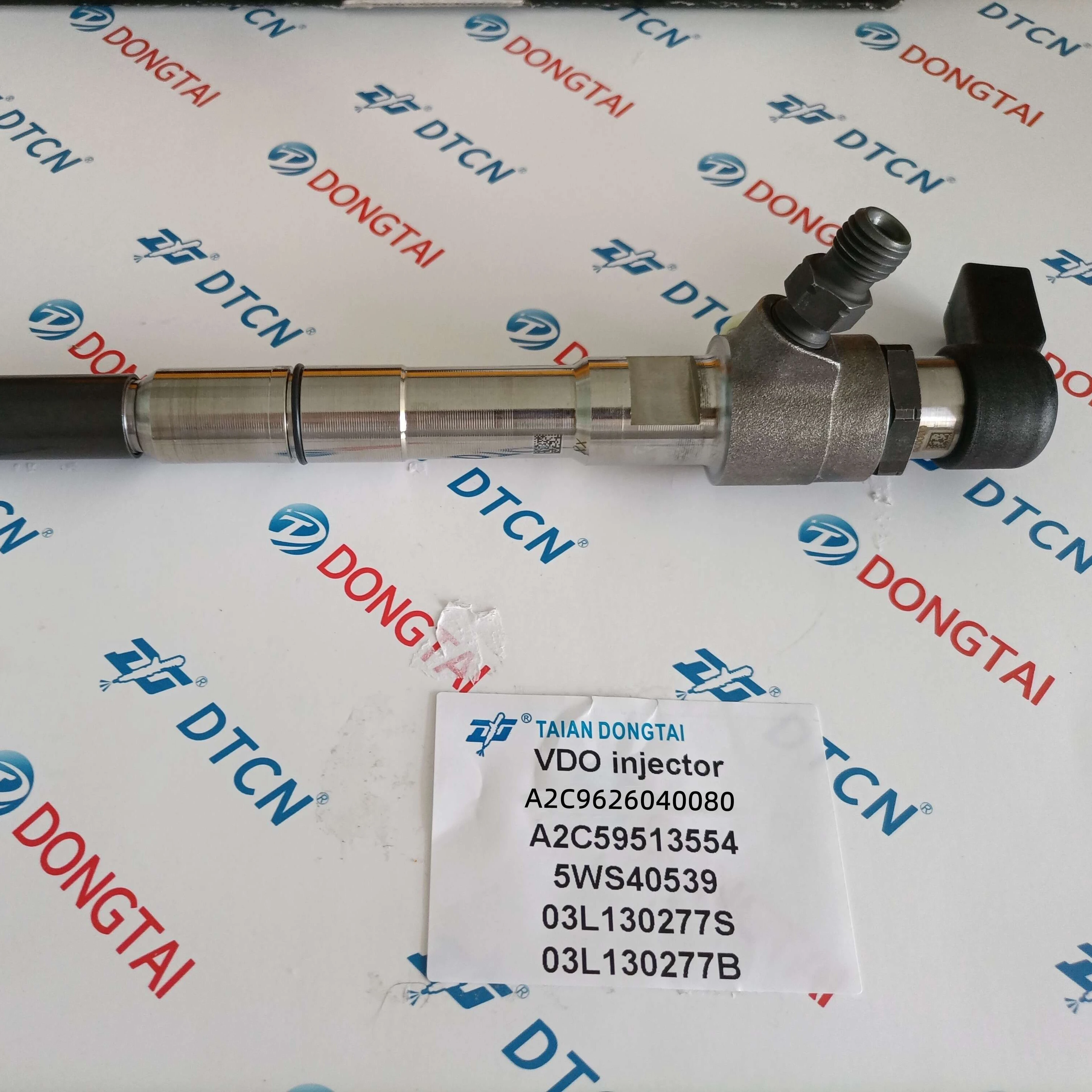 Инжектор VDO A2C9626040080 A2C59513554 5WS40539 03L130277B 03L130277S